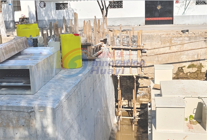 山東泰安多個鄉(xiāng)鎮(zhèn)地埋式污水處理設備安裝